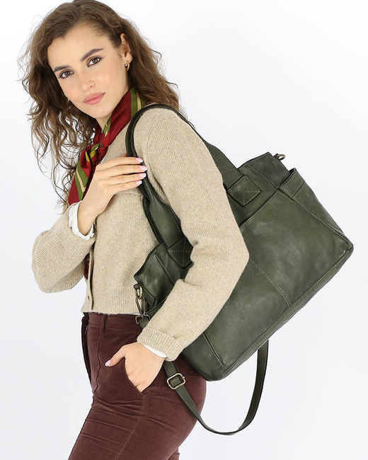 Torebka damska skórzana z kieszeniami na zewnątrz - MARCO MAZZINI zielona