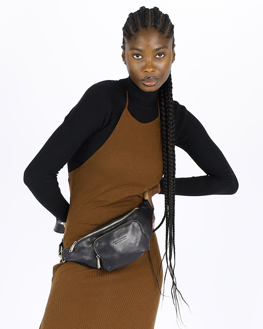 Torebka nerka na szerokim pasku skórzana premium pelle - MARCO MAZZINI czarna