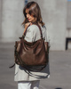 Torba skórzana wysokogatunkowa na ramię styl miejski shoulder leather bag - MARCO MAZZINI czekoladowy brąz