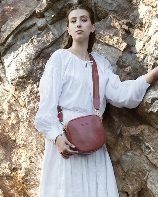 Torba skórzana na dwa zamki crossbody camera bag - MARCO MAZZINI brązowy