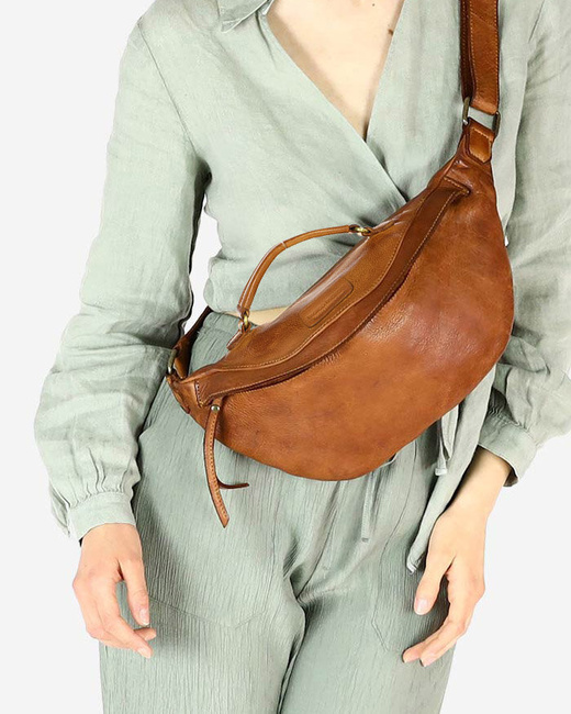 Torebka nerka damska skórzana listonoszka - MARCO MAZZINI brąz koniak