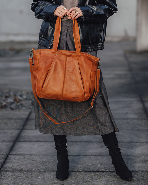 Miękka torebka skórzana shopperka na ramię - MARCO MAZZINI - brąz camel