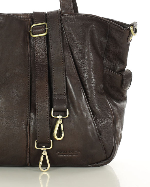 Miękka torebka skórzana shopperka na ramię - MARCO MAZZINI - ciemny brąz