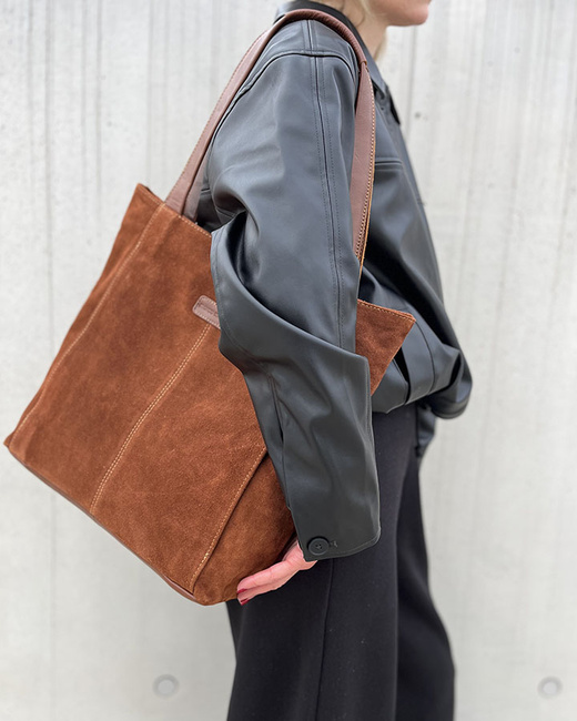 Miękka torba zamszowa skórzana shopper na ramię - MARCO MAZZINI - brązowy