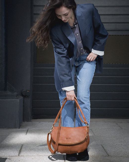 Torebka na ramię listonoszka duża skórzana - MARCO MAZZINI brąz camelowy