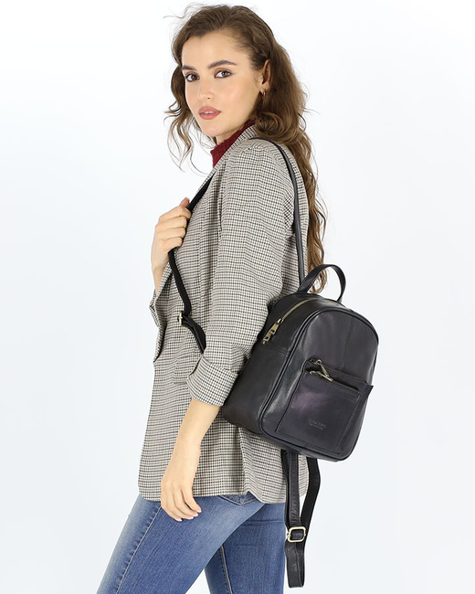 Mały plecak damski skórzany z kieszonkami - MARCO MAZZINI czarny