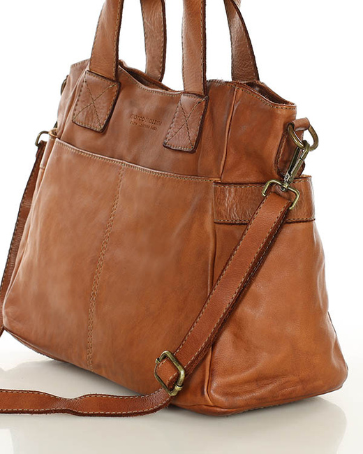 Torebka damska skórzana z kieszeniami na zewnątrz - MARCO MAZZINI brąz camel