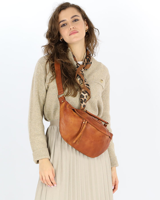 Torebka nerka damska skórzana listonoszka - MARCO MAZZINI brąz koniak