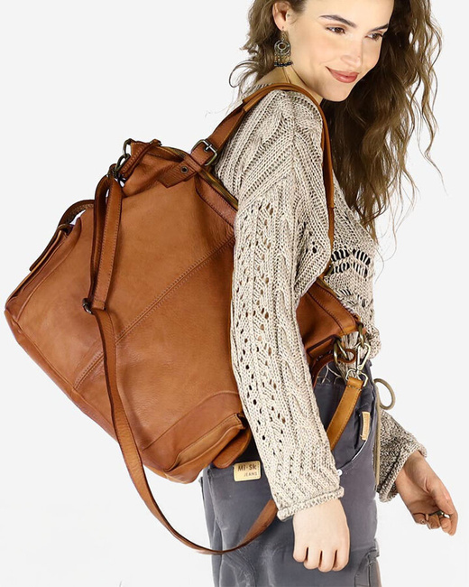 MARCO MAZZINI Miejska torba skórzana z regulowaną rączką old leather handmade camel