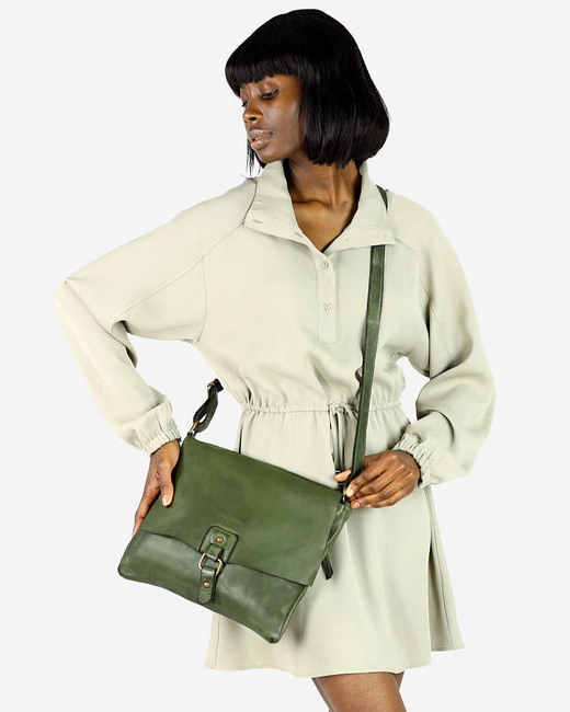Torebka skórzana listonoszka stylowy minimalizm ala messenger leather bag - MARCO MAZZINI zielona