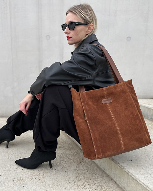 Miękka torba zamszowa skórzana shopper na ramię - MARCO MAZZINI - brązowy