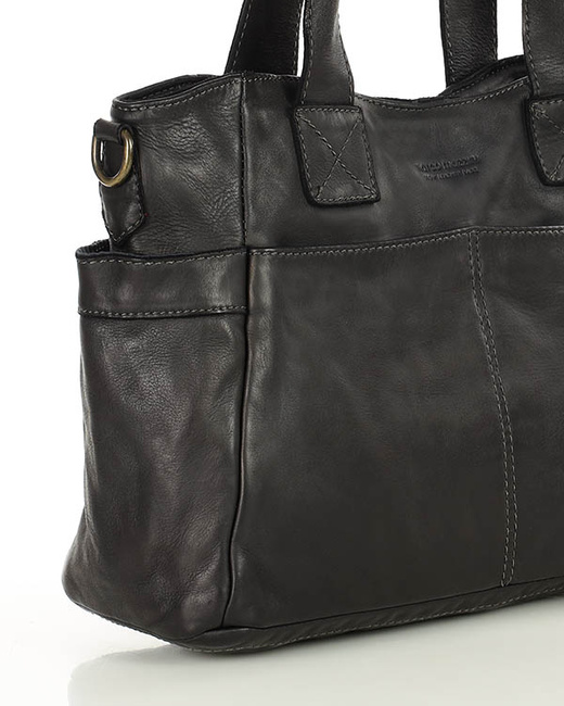 Torebka damska czarna skórzana z kieszeniami na zewnątrz - MARCO MAZZINI