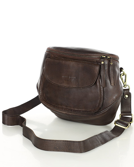 Torebka na szerokim pasku półokrągła skórzana listonoszka - MARCO MAZZINI ciemny brąz