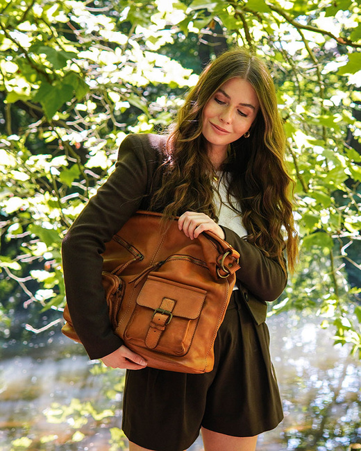 Torebka skórzana na ramię pockets old pelle lavata - MARCO MAZZINI brąz camel